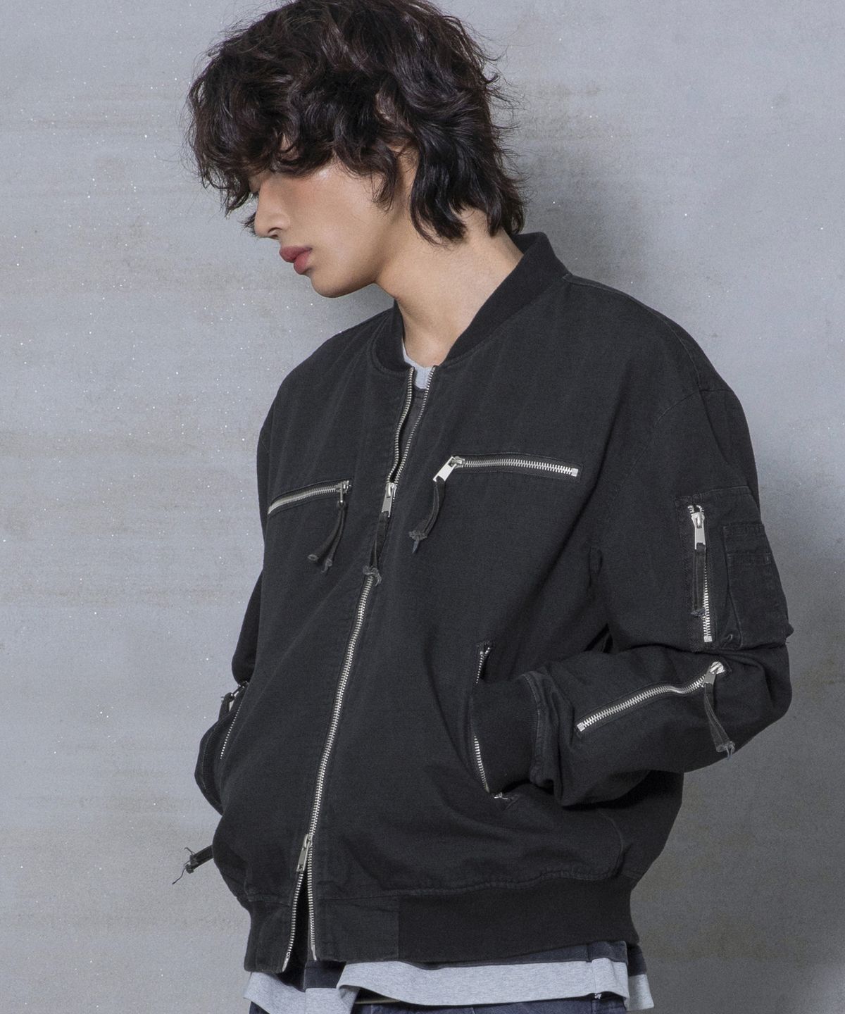 엑스톤즈(XTONZ) XJ141 멀티 지퍼 크롭 MA-1 자켓 (BLACK)