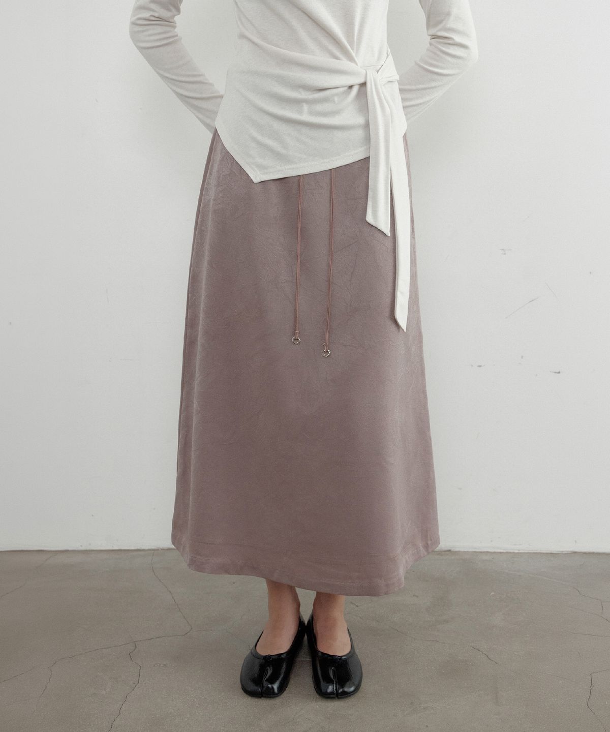 토아베(TOAVE) Linz Satin Long Skirt (Dusty pink)