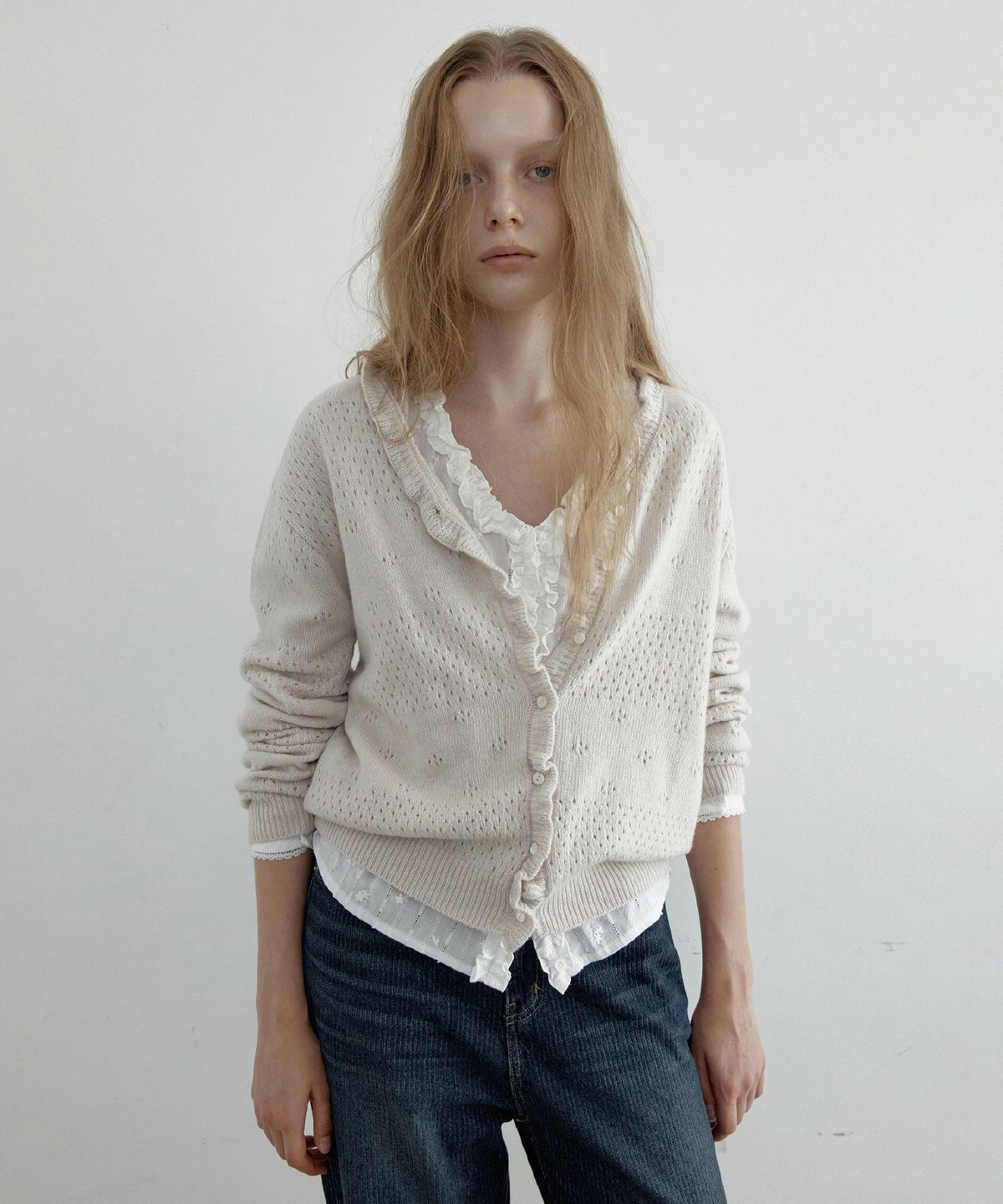 토아베(TOAVE) Marais Ruffle Pointelle Wool Cardigan (Oat gray)