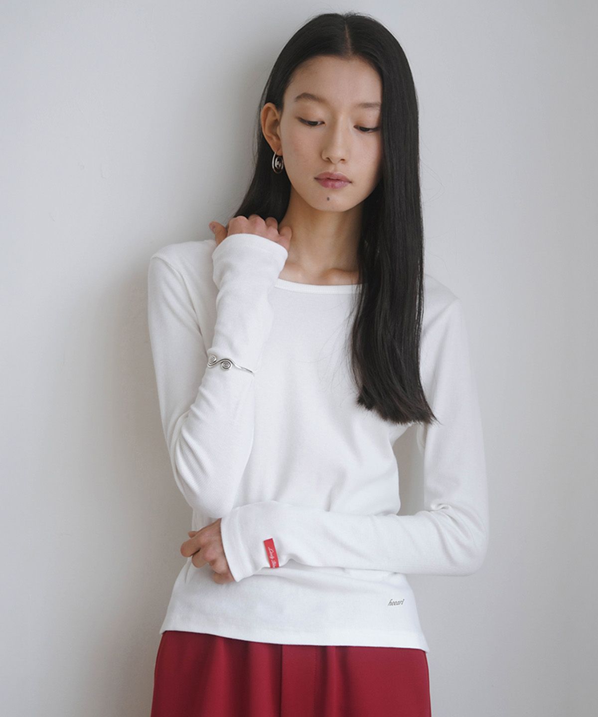 히어리(HEEARI) 제인 베이직 골지 롱슬리브_아이보리
