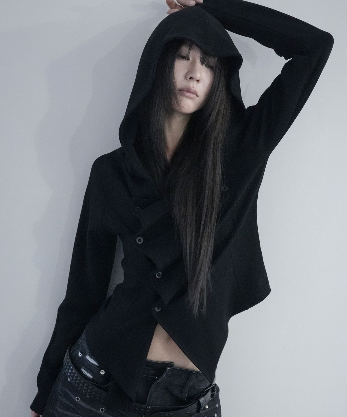 팬시클럽(FANCY CLUB) 어블릭 후드 가디건 (BLACK) F26ZA514