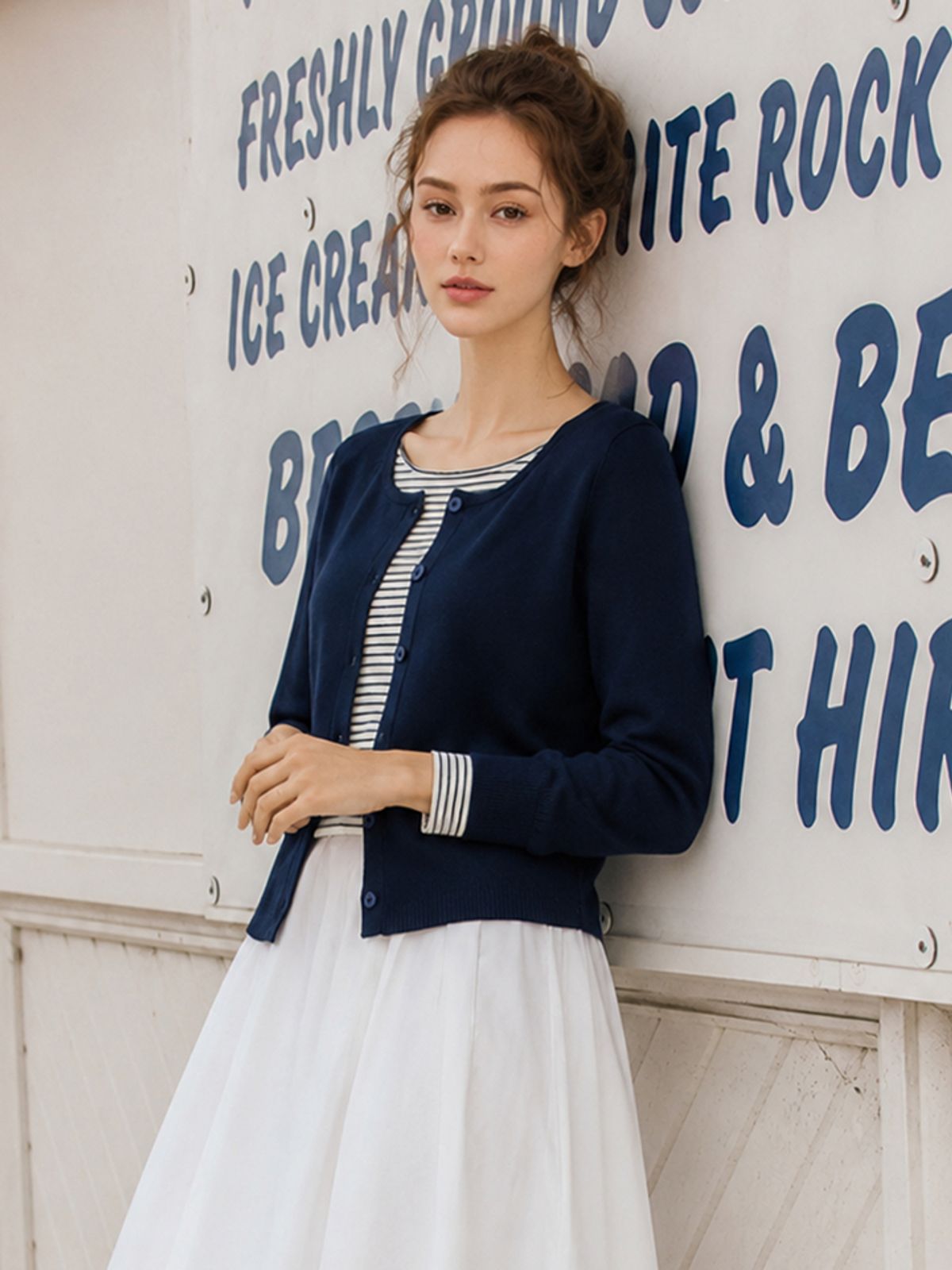 페이지플린(PAIGEFLYNN) 스트라이프 이너 레이어드 니트_P6CKN001C