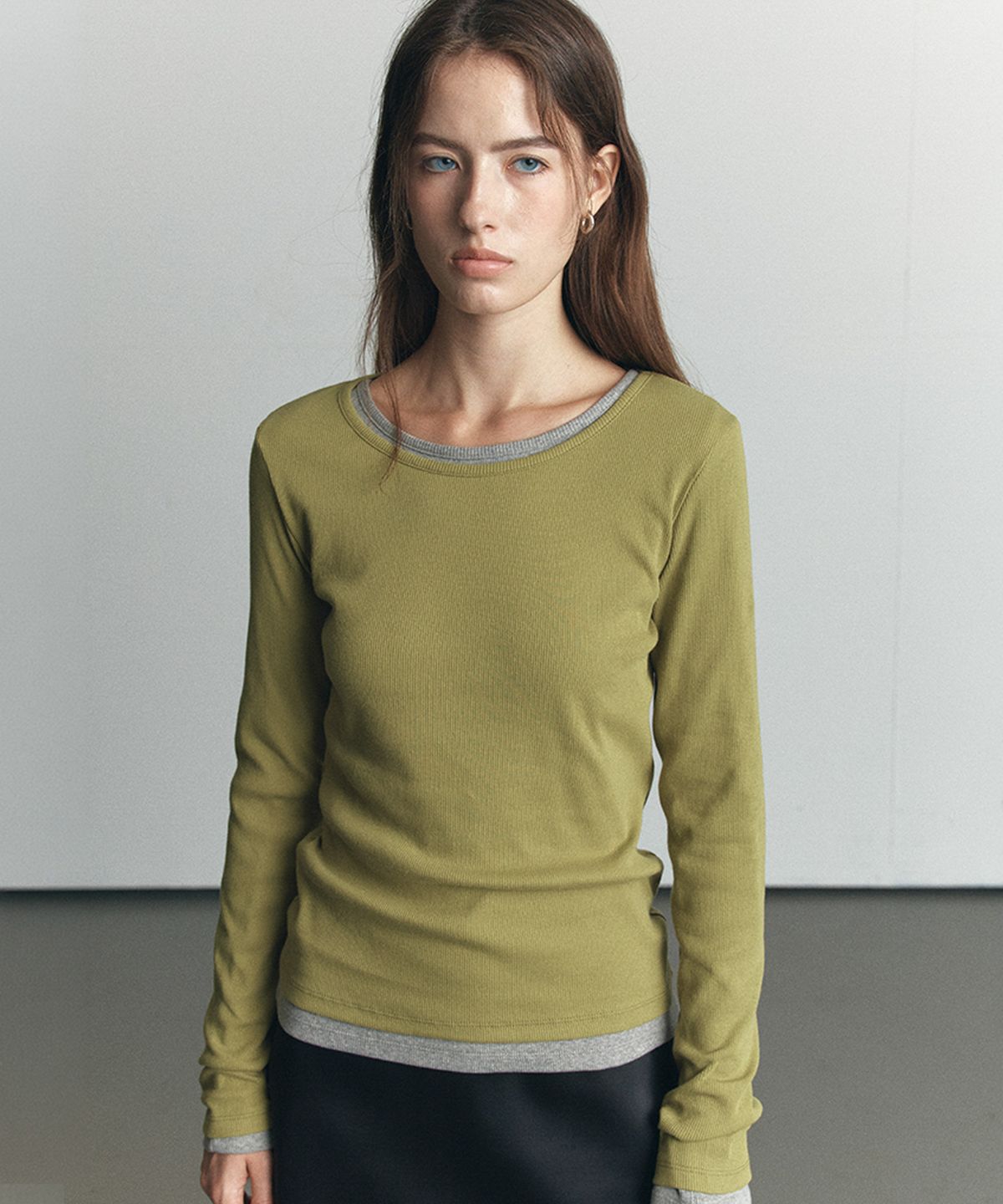 노운베러(KNOWNBETTER) Soft ribbed basic longsleeve T-shirt [KNFW06TS18]_Olive