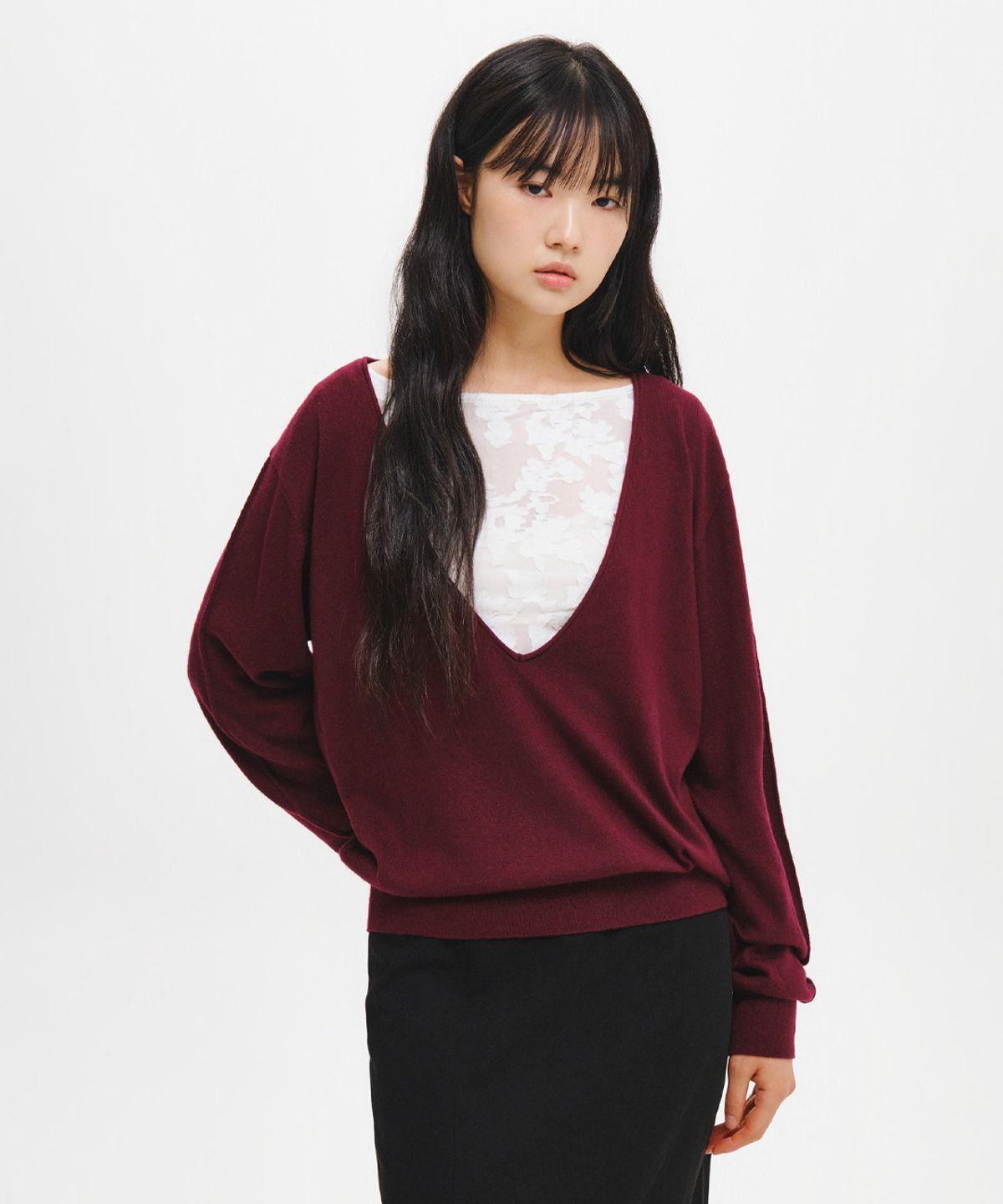 제너럴아이디어(GENERALIDEA) [수인 PICK] 딥 브이넥 루즈핏 니트 풀오버 [BURGUNDY] / GF3LKP506