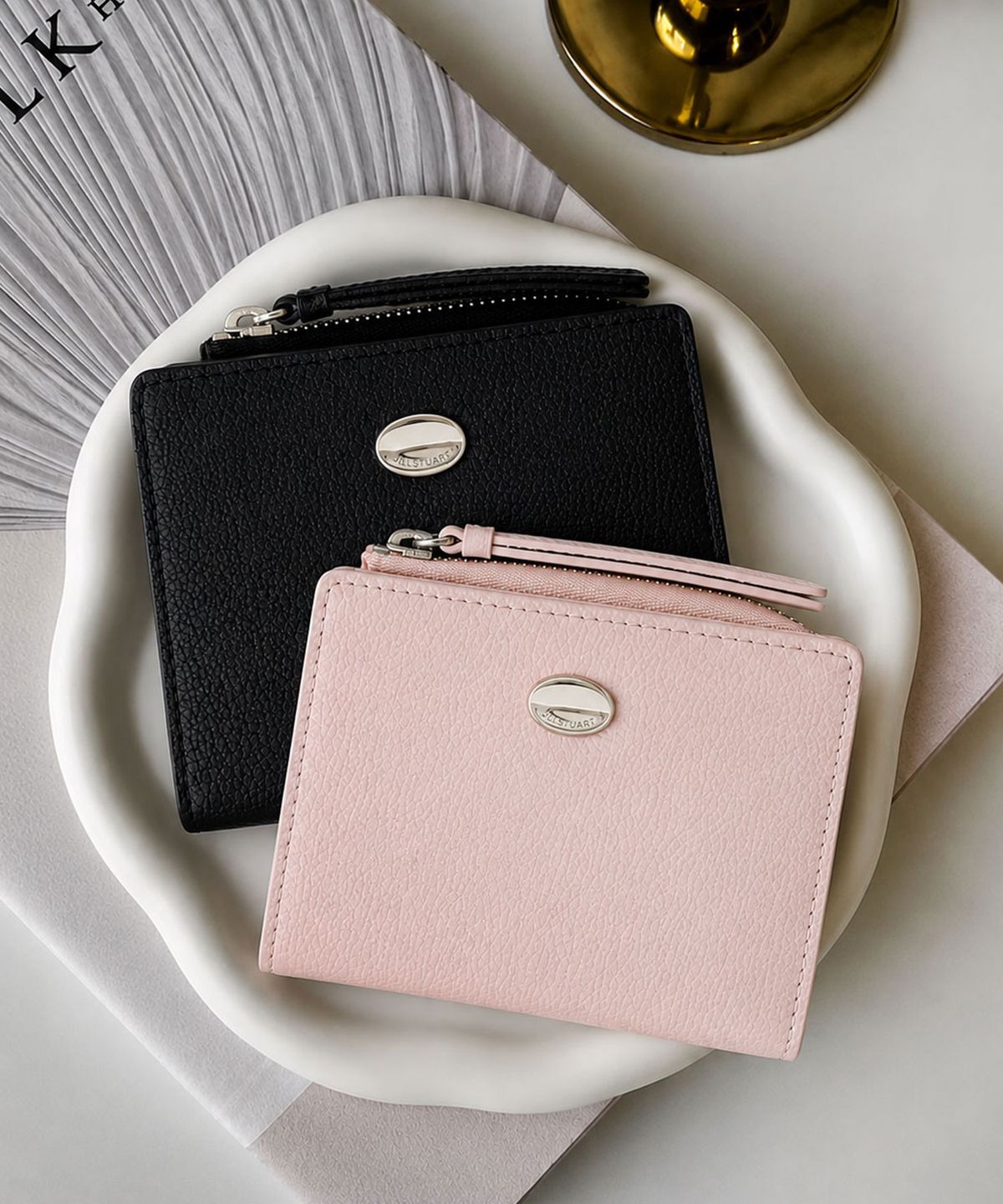 질스튜어트액세서리(JILLSTUART ACC) [ROW] 로우 장식 2단 반지갑 2color