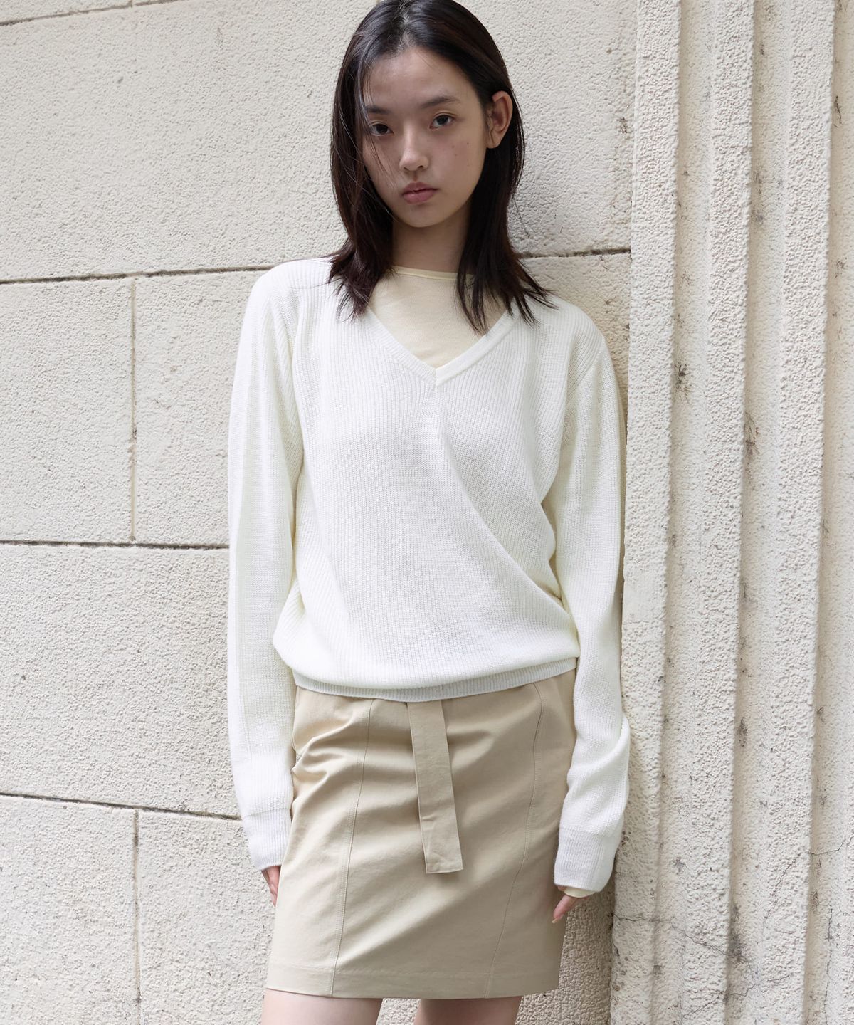 이프소마그넷(IFSO MAGNET) Loose Fit V-neck Knit - WHITE