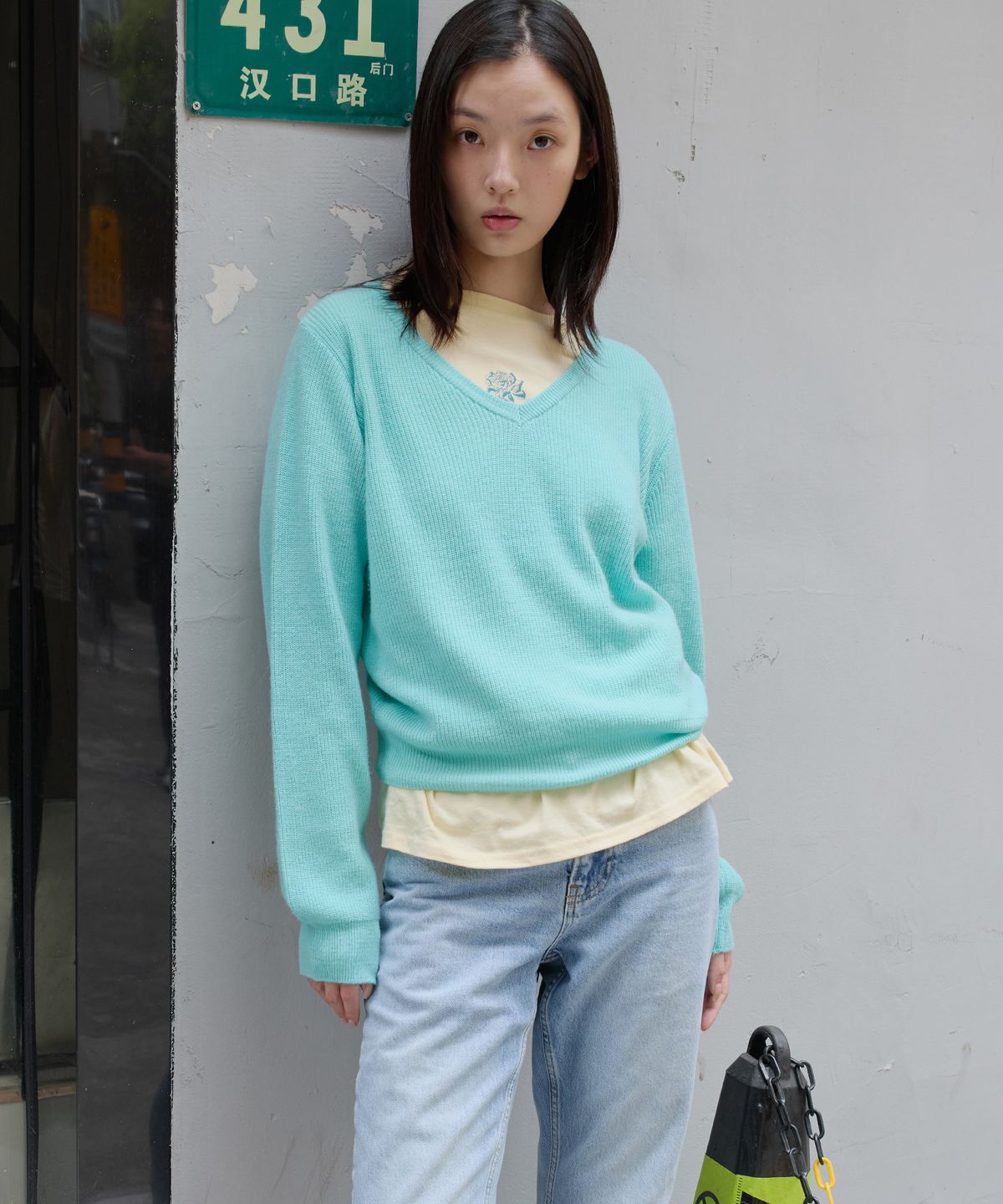 이프소마그넷(IFSO MAGNET) Loose Fit V-neck Knit- MINT