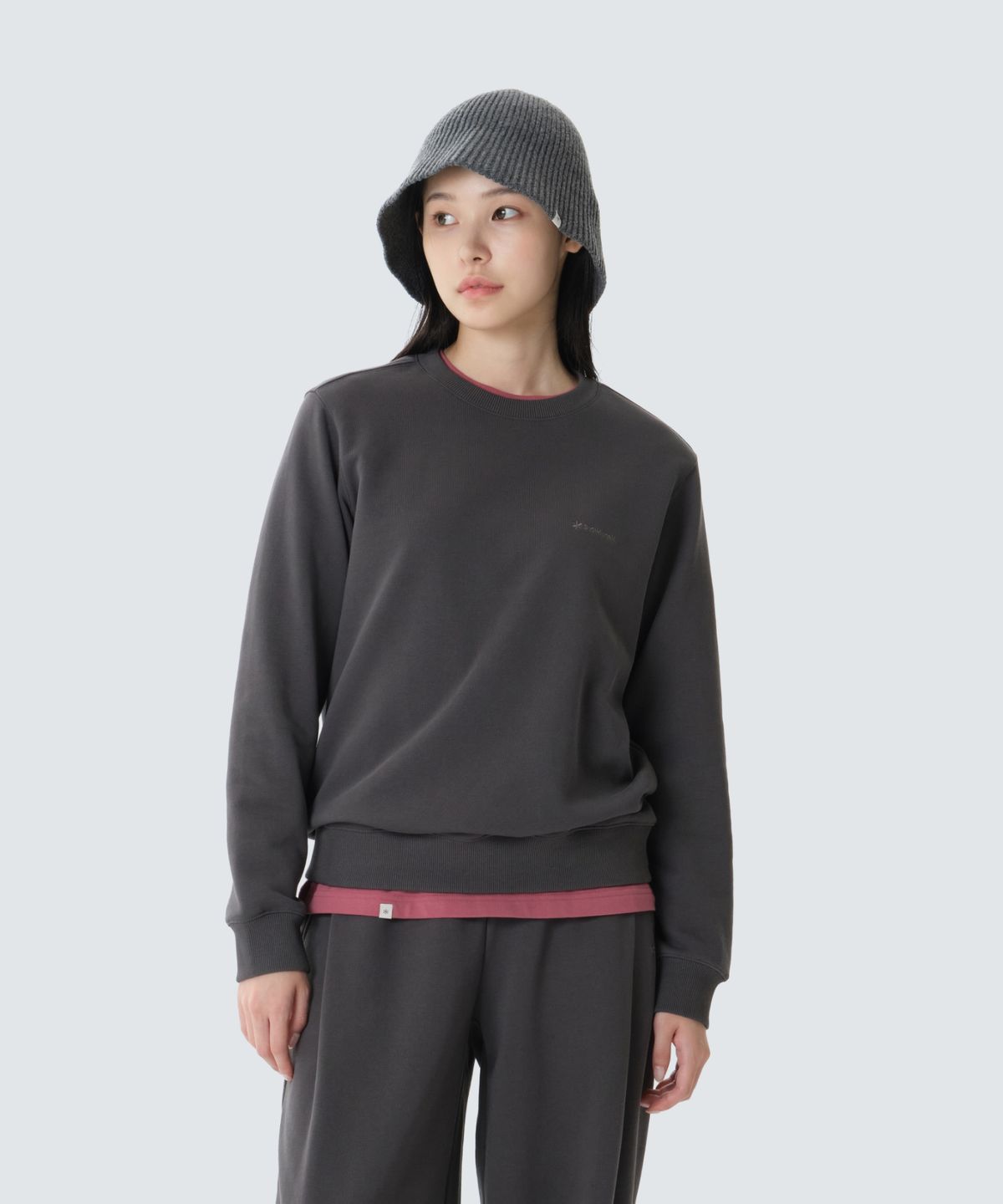 스노우피크 어패럴(SNOWPEAK APPAREL) 랜드 여성 맨투맨 (S26FWFHT61) Charcoal