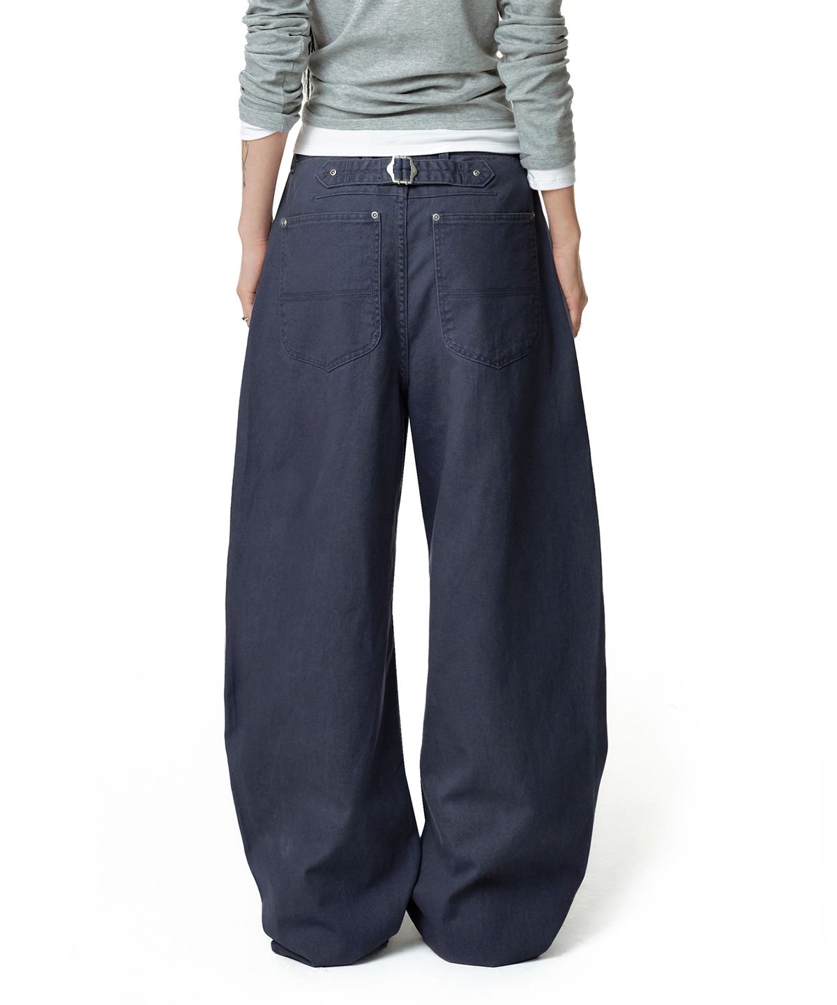 데케트 우먼(DECET WOMEN) Cinchback Barrel Wide Leg Pants DCWPT022NAVY