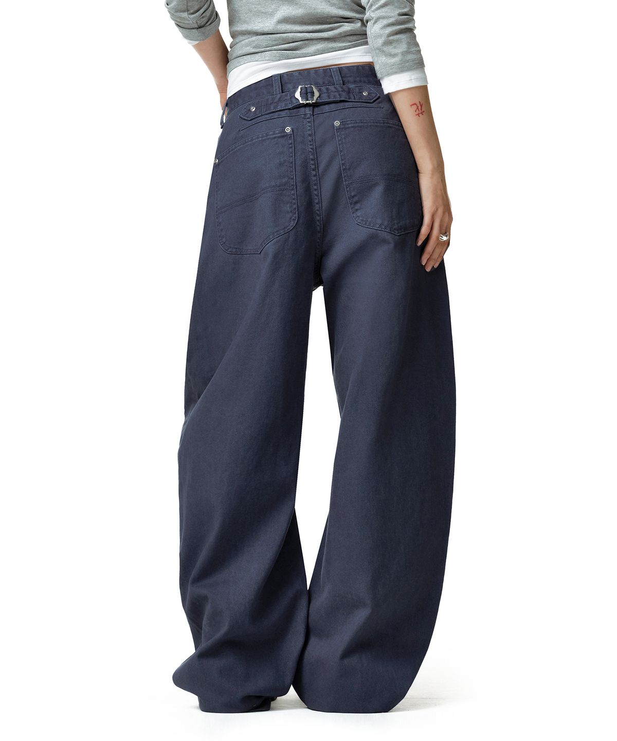 데케트 우먼(DECET WOMEN) Cinchback Barrel Wide Leg Pants DCWPT022NAVY