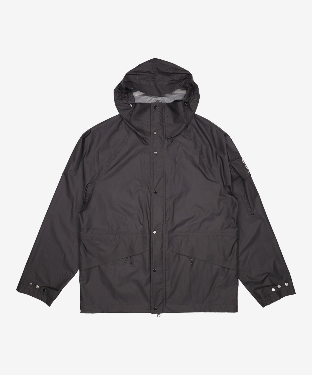 씨피 컴퍼니(CP Company) 메트로폴리스 퍼텍스 재킷 - 블랙 / 18CLOW004A110033A999 L
