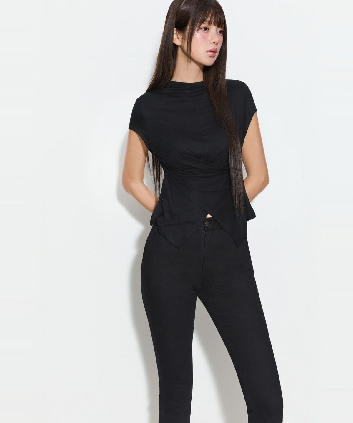 미쏘(MIXXO) 모크넥 랩 티셔츠 RE HWG92SS_MIWHWG98QA