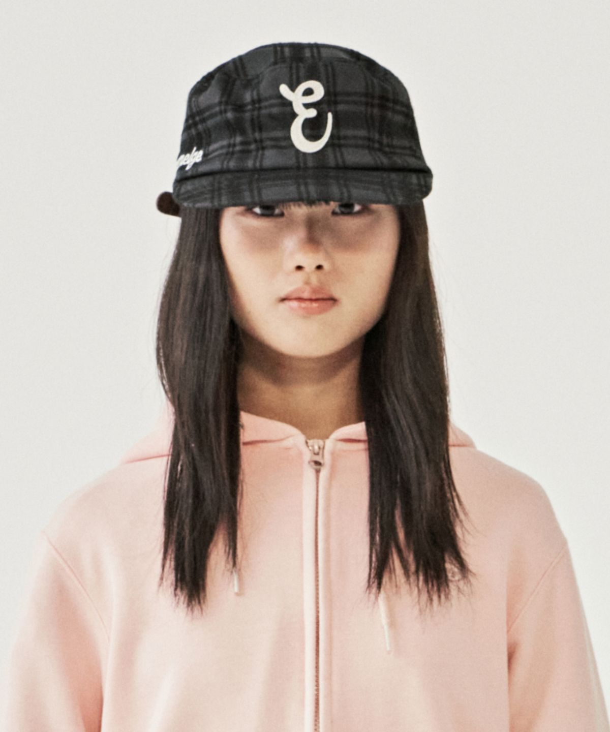 엠엠엘지(MMLG) CHECK PILLBOX CAP (CHARCOAL)