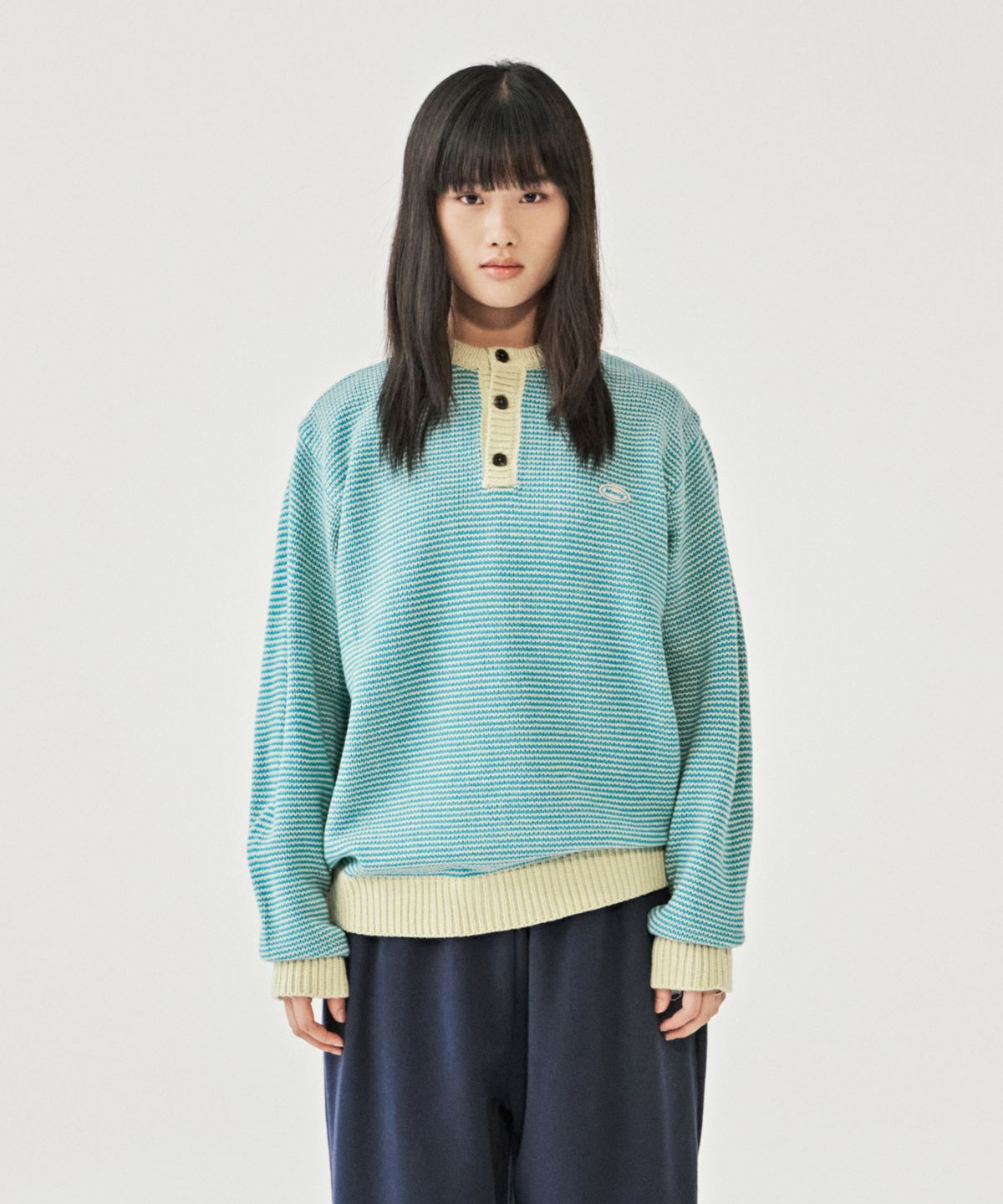 엠엠엘지(MMLG) BREEZY HENLEY NECK KNIT (GREEN)