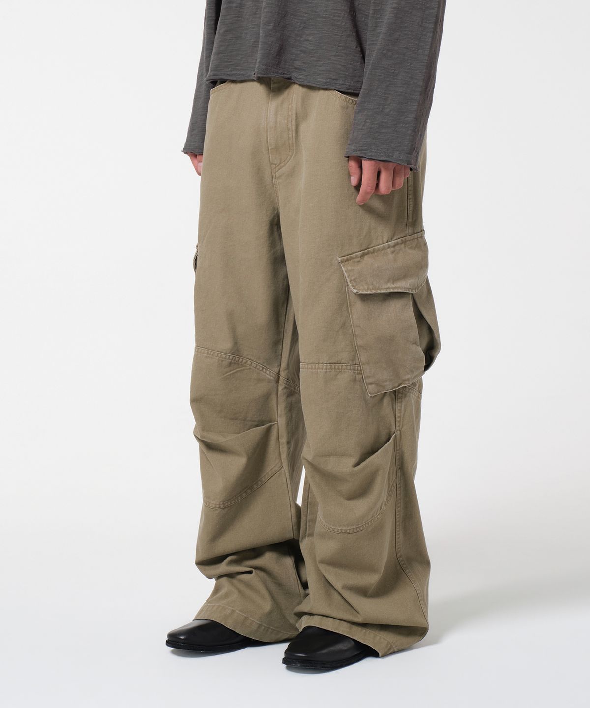 다이브인(DIVEIN) [DIVEIN X 무민서] WASHED VERN CARGO PANTS (BEIGE)