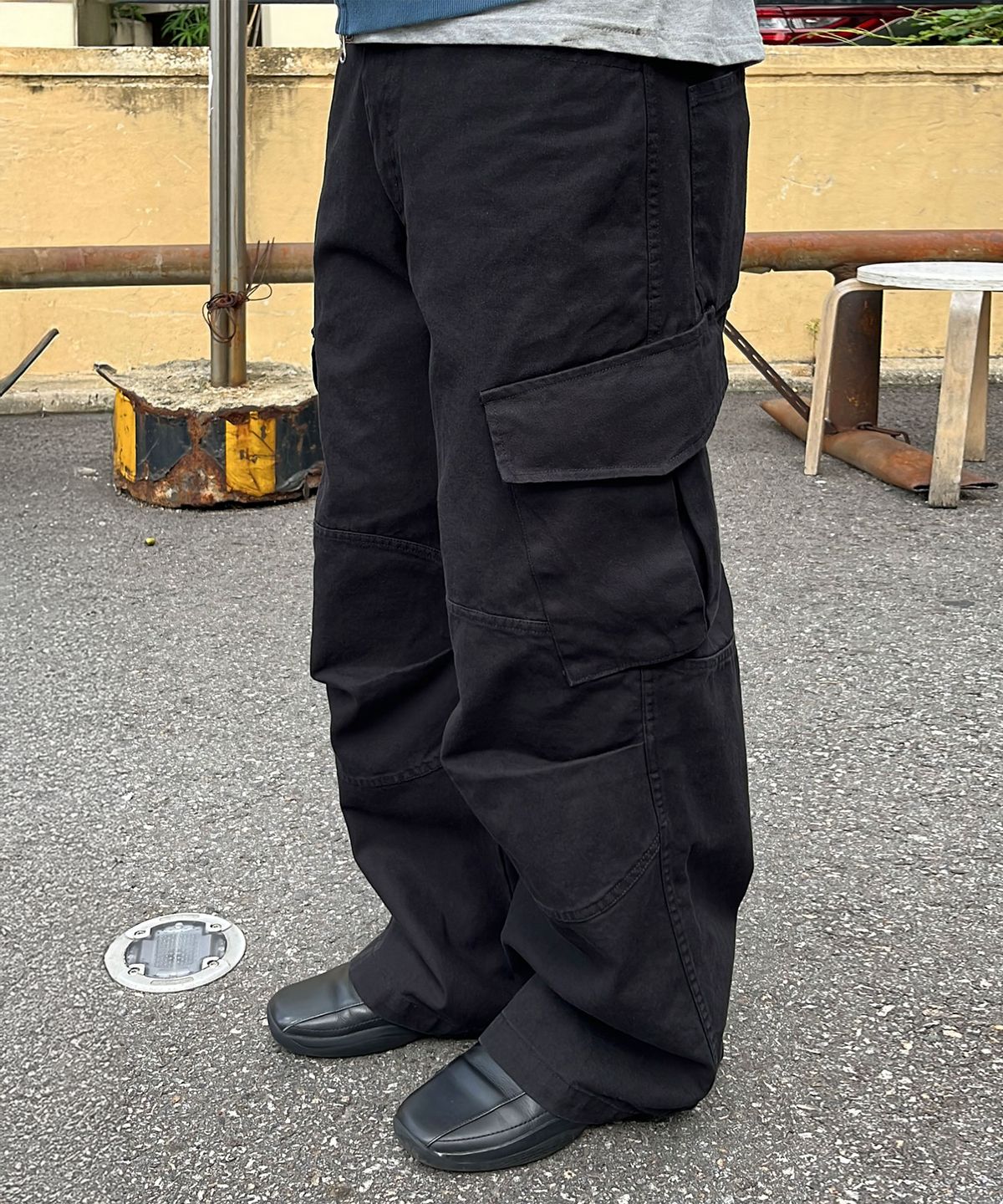 다이브인(DIVEIN) [DIVEIN X 무민서] WASHED VERN CARGO PANTS (BLACK)