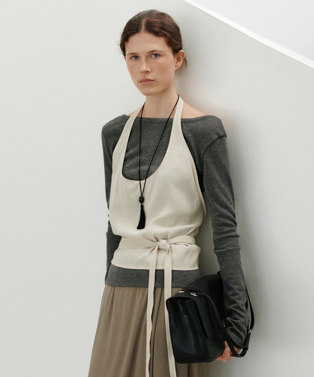 유라고(URAGO) Halter neck layered top_2colors