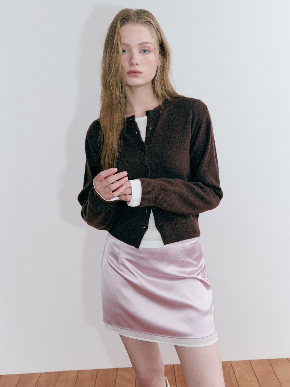 에트몽(ETMON) Basic Round Knit Cardigan, Brown