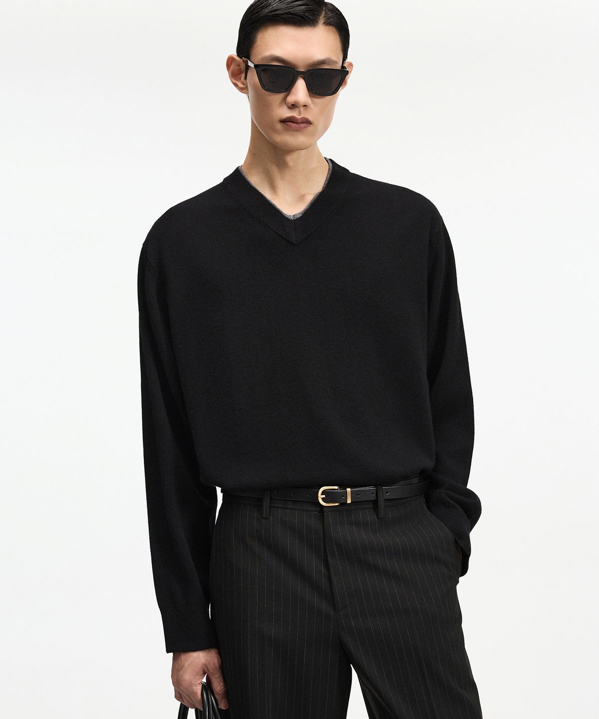 티엔지티(TNGT) Layered V-Neck Knit Top (Black) TNSW6F108BK