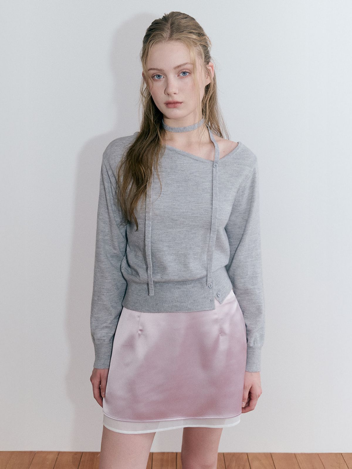 에트몽(ETMON) Oblique Strap Knit Pullover, Melange Grey