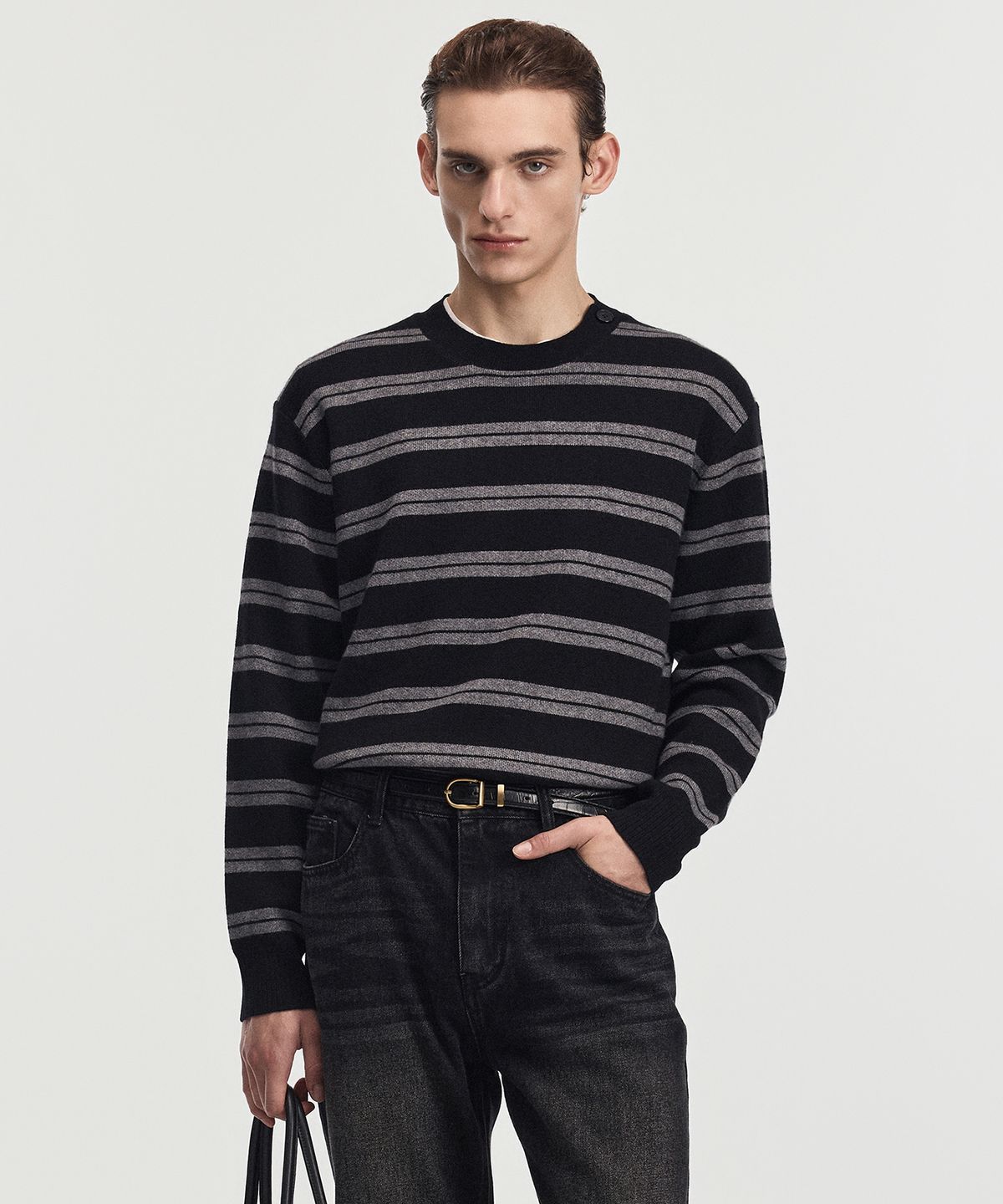 티엔지티(TNGT) Button Detail Stripe Knit Top (Black) TNSW6F112BK
