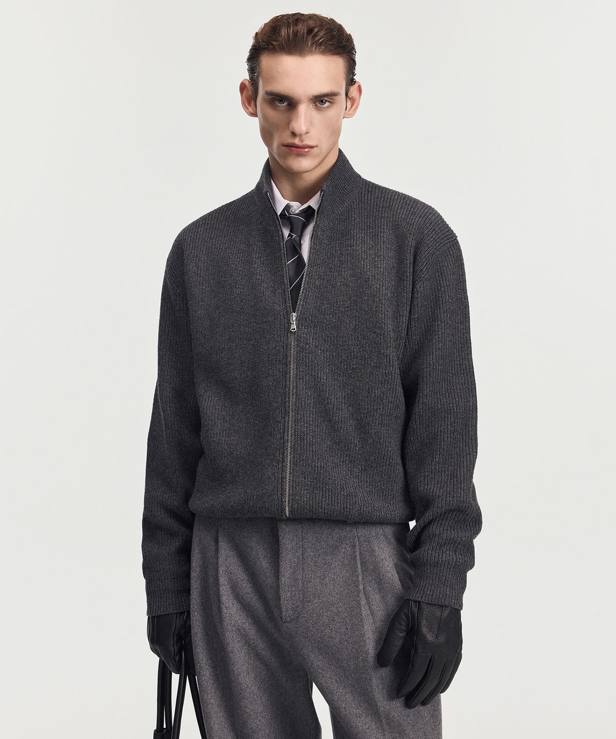 티엔지티(TNGT) Cashmere Blend Full-Zip Knit Top (Charcoal) TNSW6F113CG