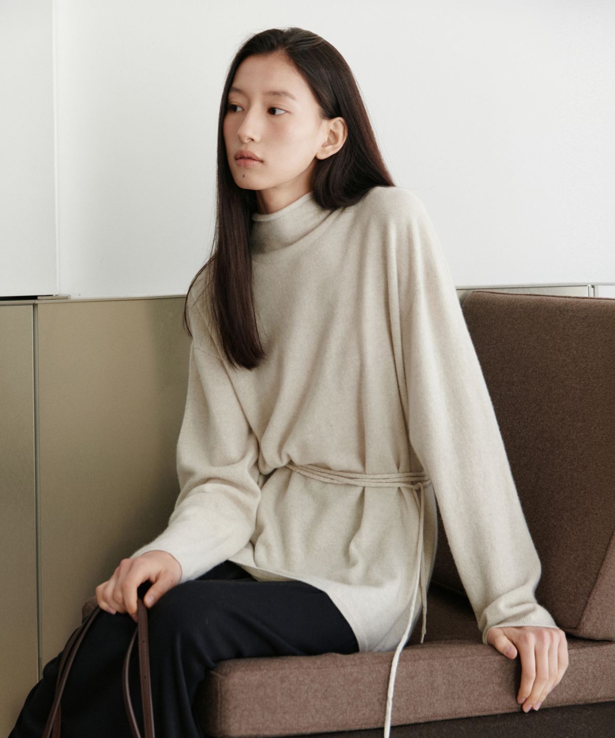 유라고(URAGO) Turtleneck string pullover knit_2colors