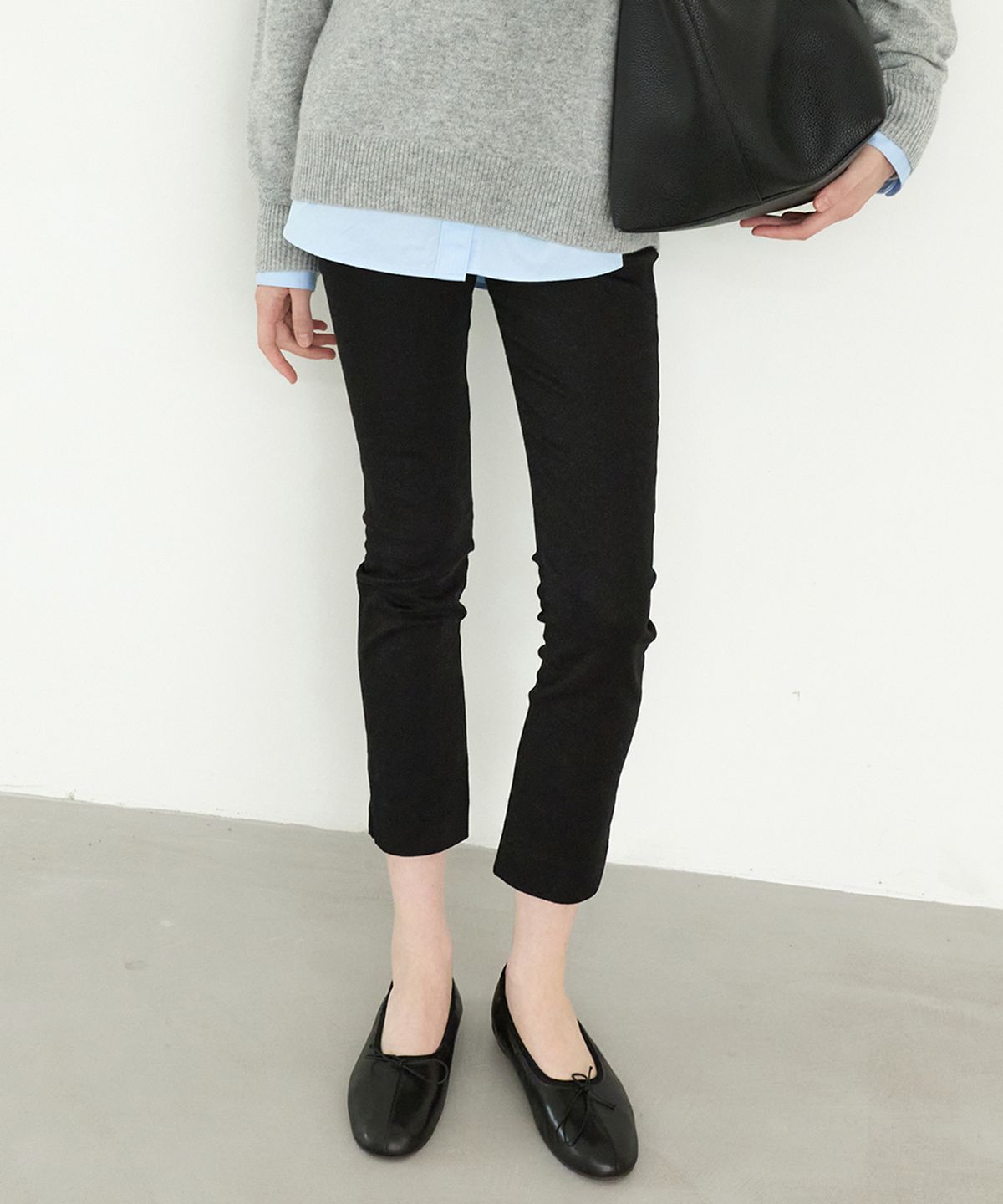 르바(LEVAR) Beyond Capri Denim - Black