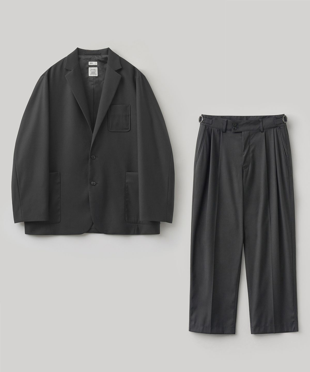 어나더 오피스(ANOTHER OFFICE) [AW] Santiago Sports Set-Up (Charcoal)