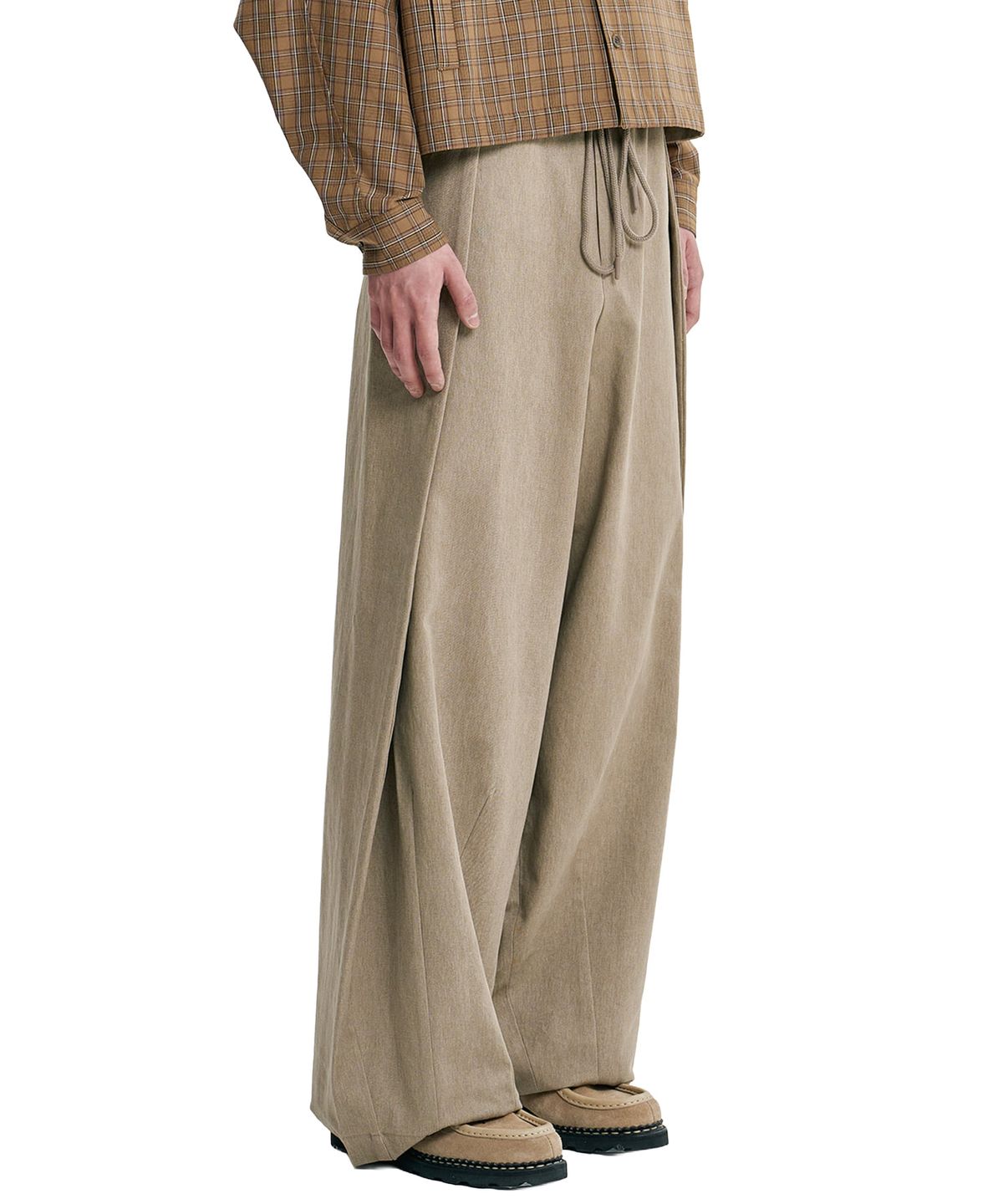 아조바이아조(AJOBYAJO) Cotton Twill One Tuck Pants [BEIGE]