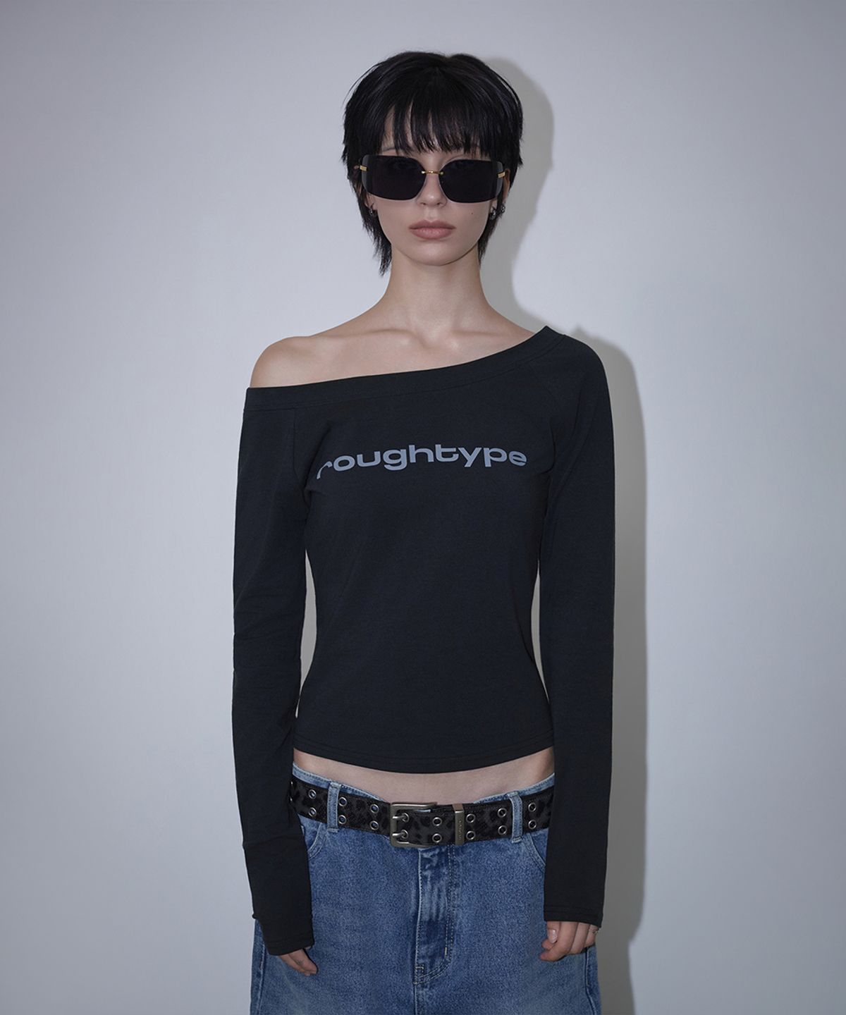 로타입(ROUGHTYPE) Light Off Shoulder Long Sleeve - Black