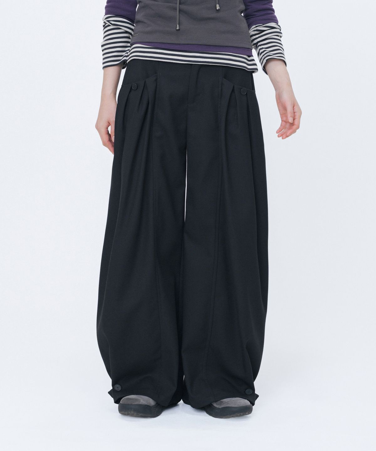 미세키서울(MISEKI SEOUL) Multi pleats wide pants BLACK