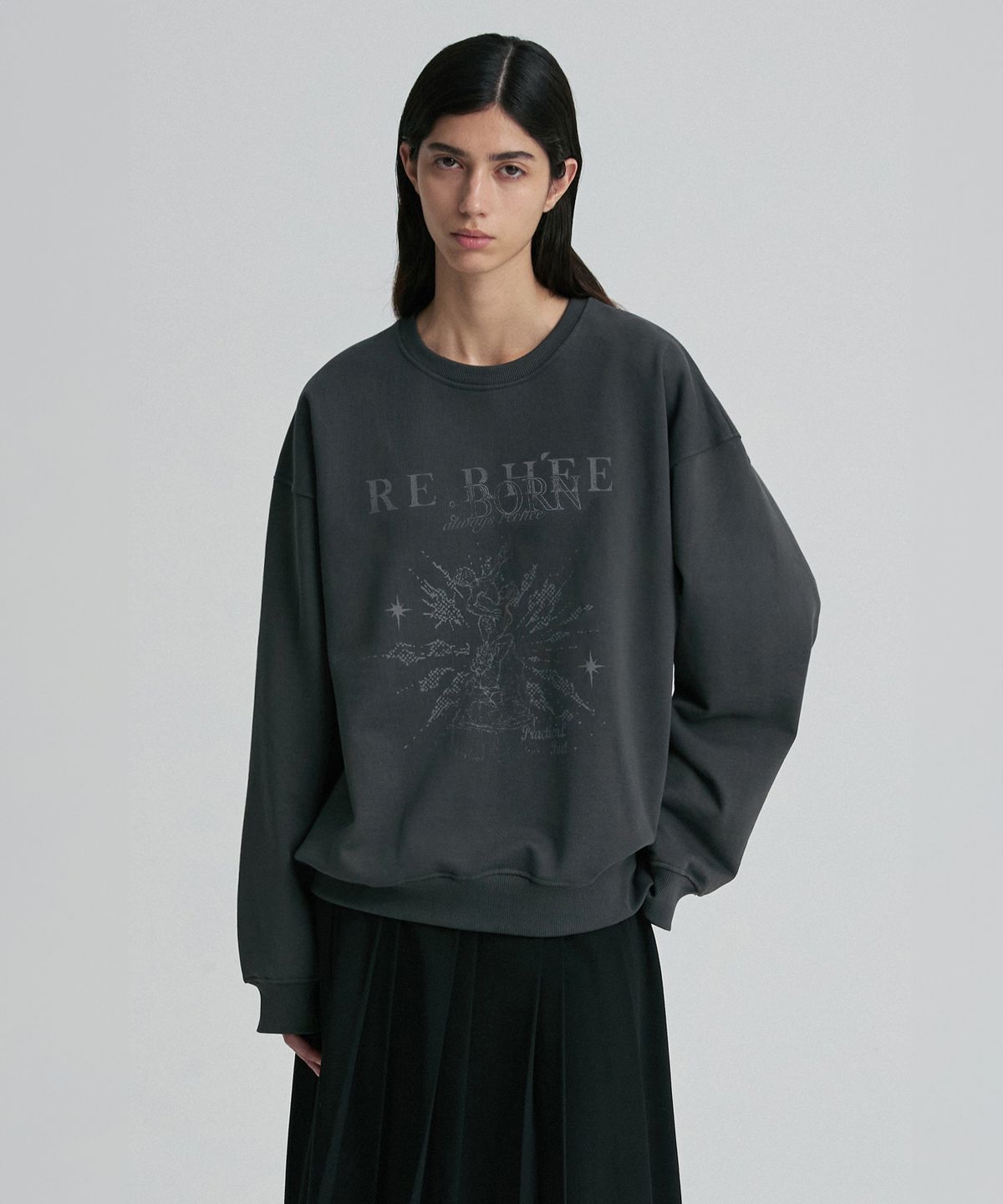 리이(RE RHEE) REBORN SWEATSHIRT CHARCOAL