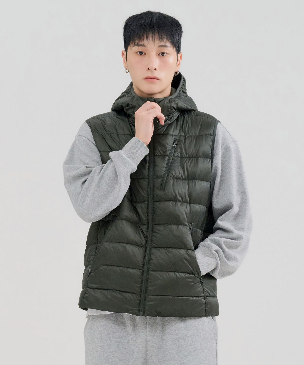 체이스컬트(CHASECULT) 공용 라이트 패딩 후드 베스트-FFRU7311C0V