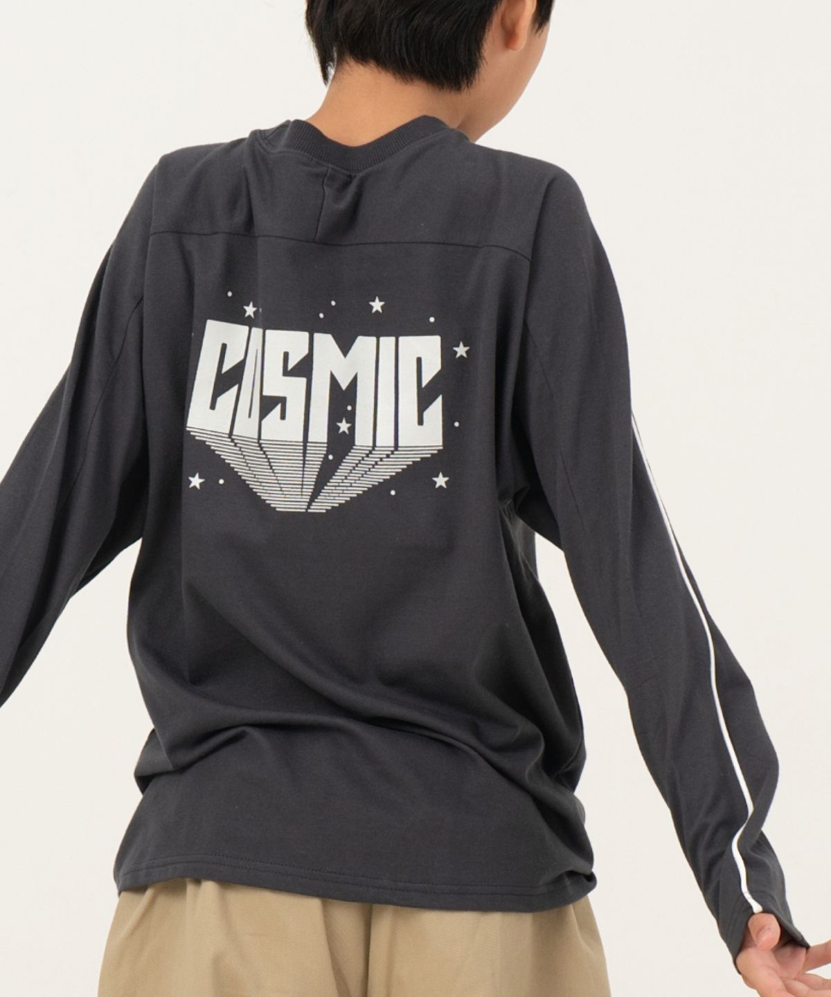 쿠르나르(KRNR) COSMIC 파이핑 블록 주니어 긴팔티 챠콜