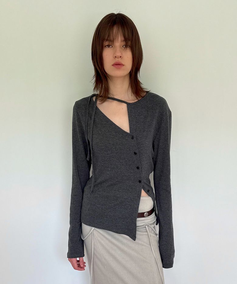 DIAGONAL BUTTON STRAP CARDIGAN (charcoal)
