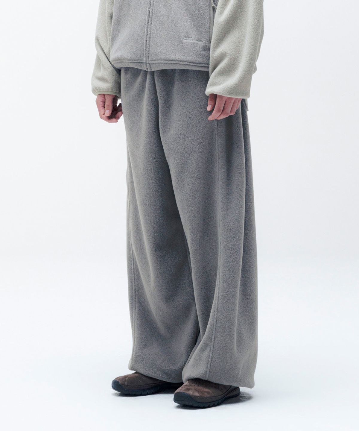 더콜디스트모먼트(THECOLDESTMOMENT) TCM two tone fleece jogger pants (grey)