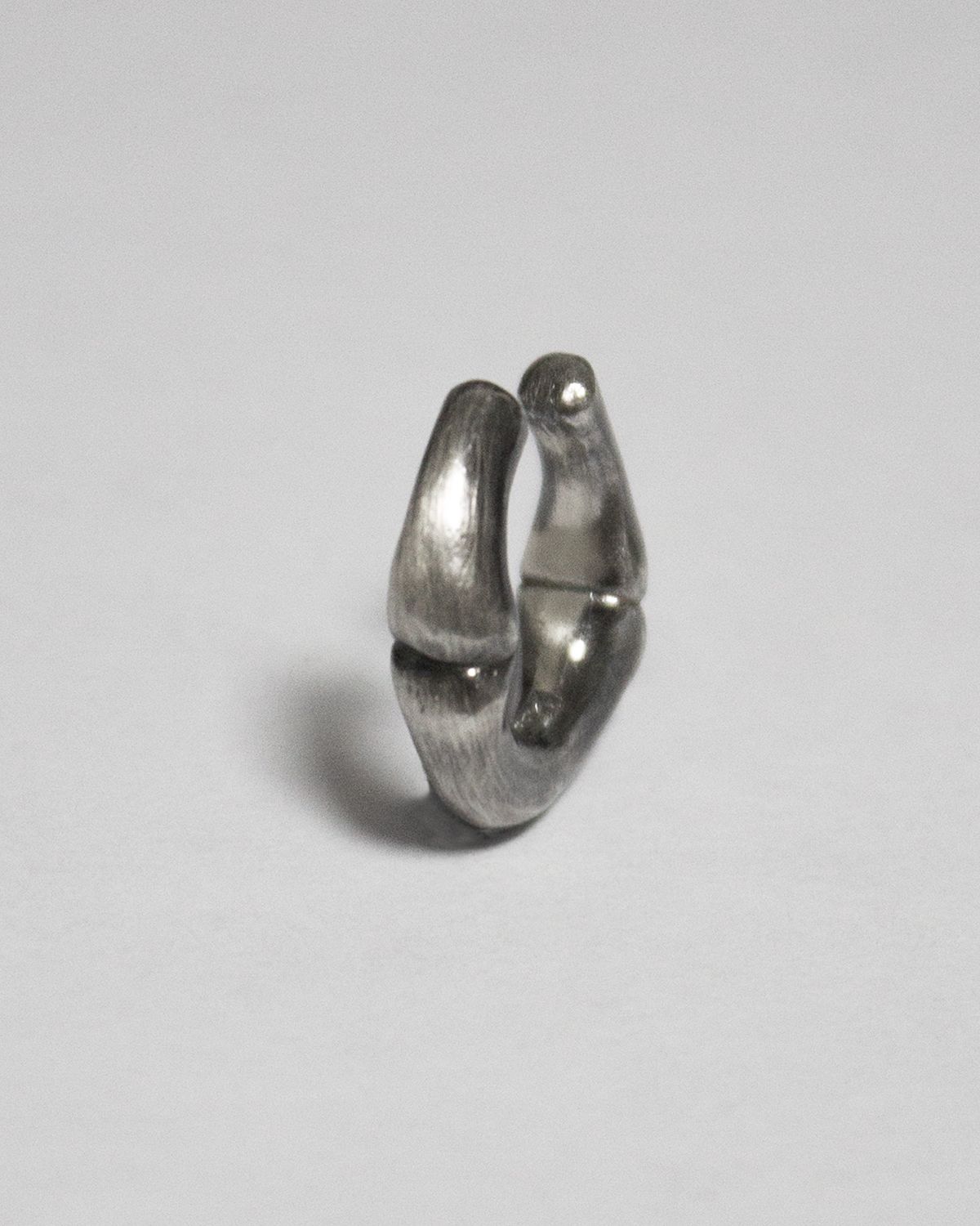 헤트(HAETT) bold bone earcuff