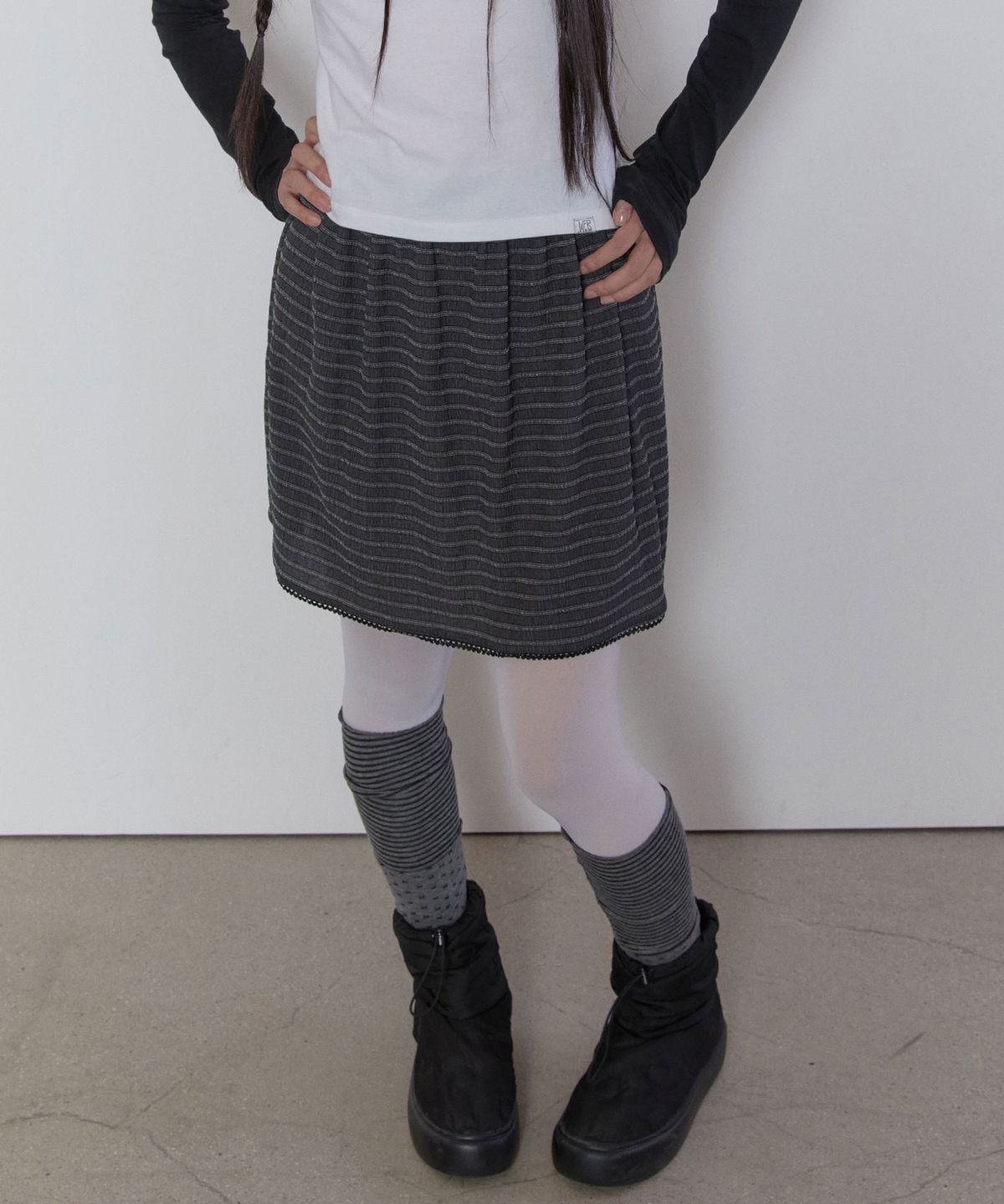 타입서비스(TYPESERVICE) Layered Lace Skirt [Charcoal]