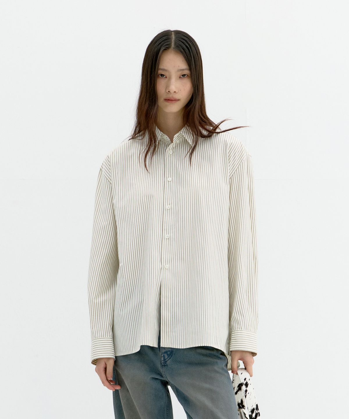 쿠어 우먼(COOR WOMEN) 투톤 스트라이프 셔츠 (투톤베이지)