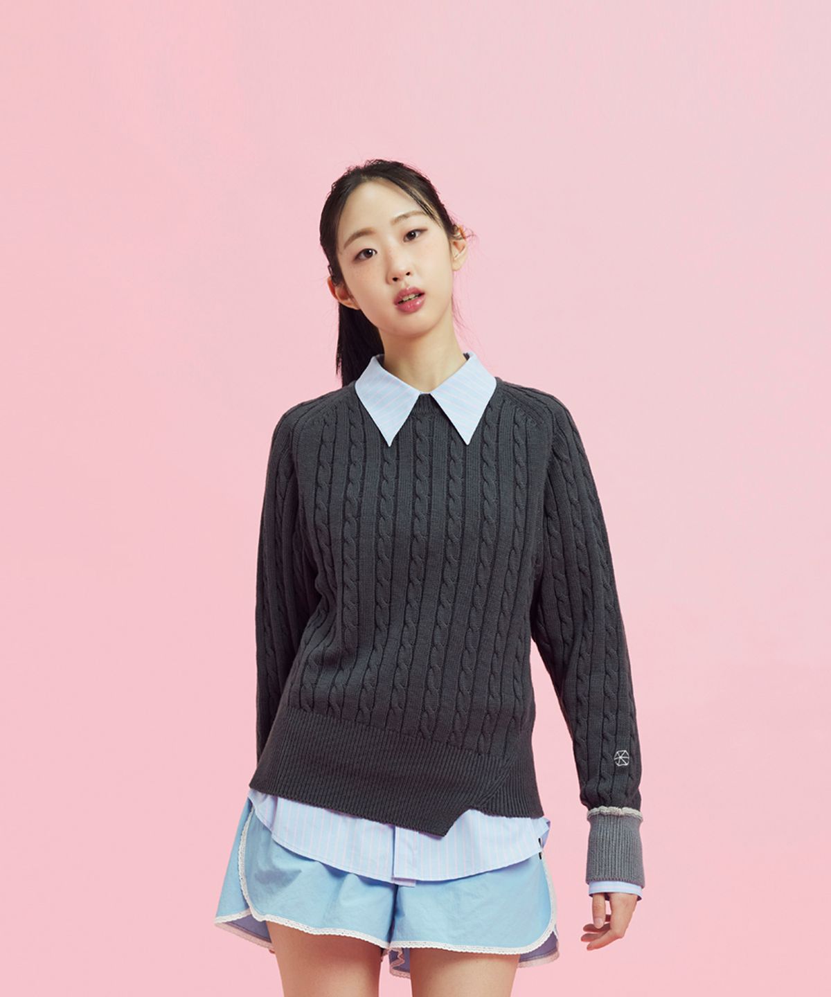 오우라(OWURA) 언밸런스 코튼 풀오버 니트_차콜그레이