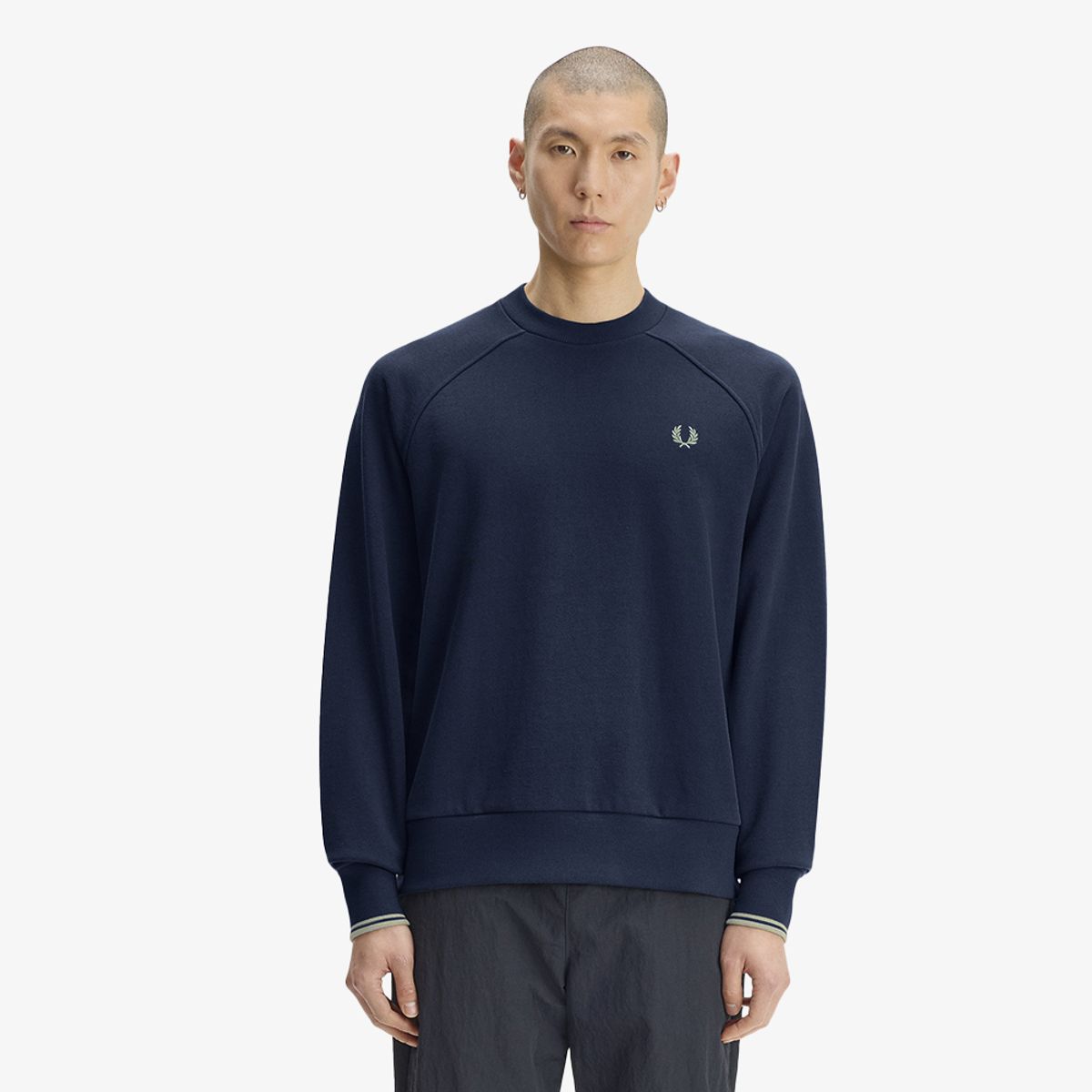 프레드페리(FRED PERRY) [Sport] 릴렉스드 팁드 크루넥 스웻셔츠 - 다크에어포스 AFPM2G33495-738