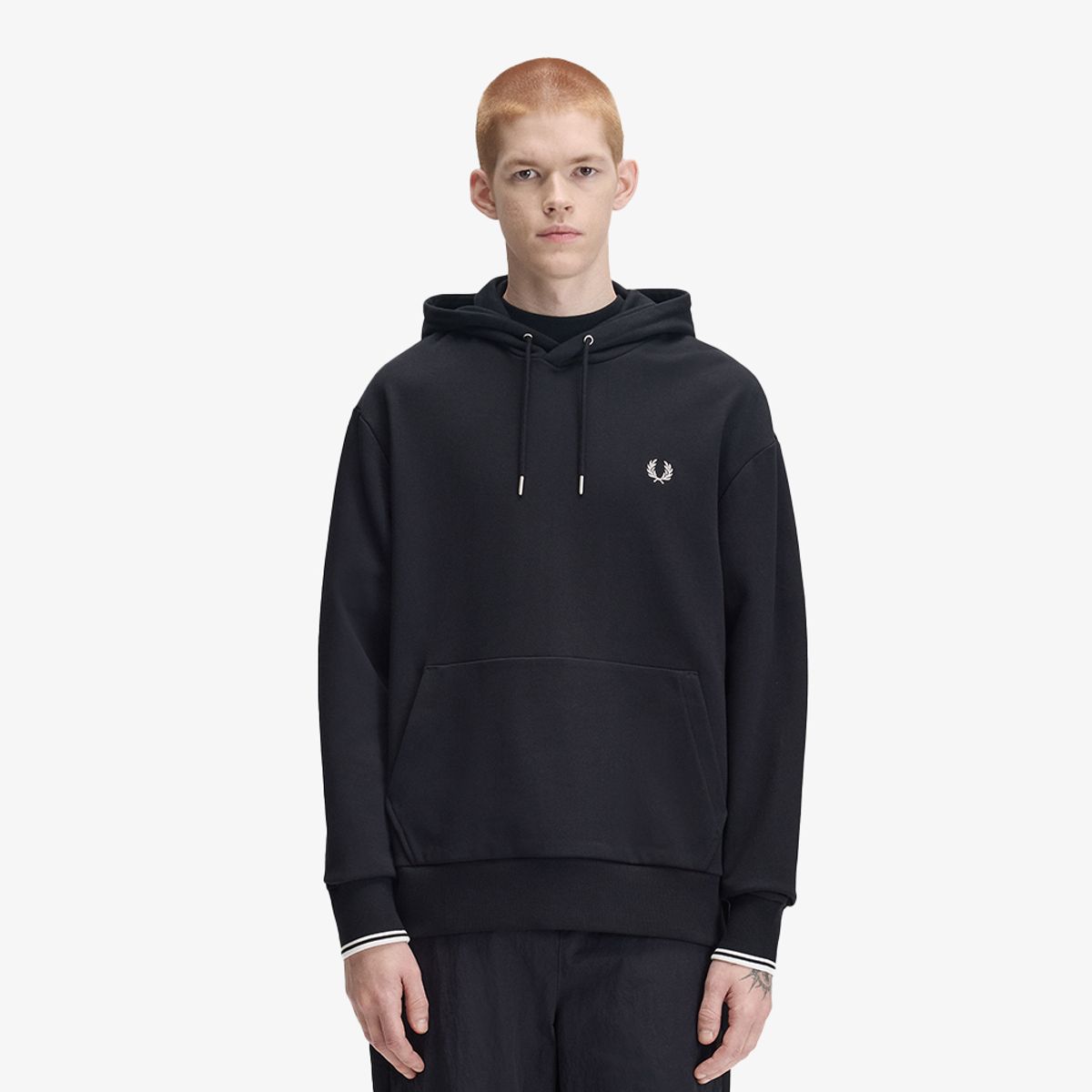 프레드페리(FRED PERRY) [Sport] 릴렉스드 팁드 후드 스웻셔츠 - 블랙 AFPM2G33492-102