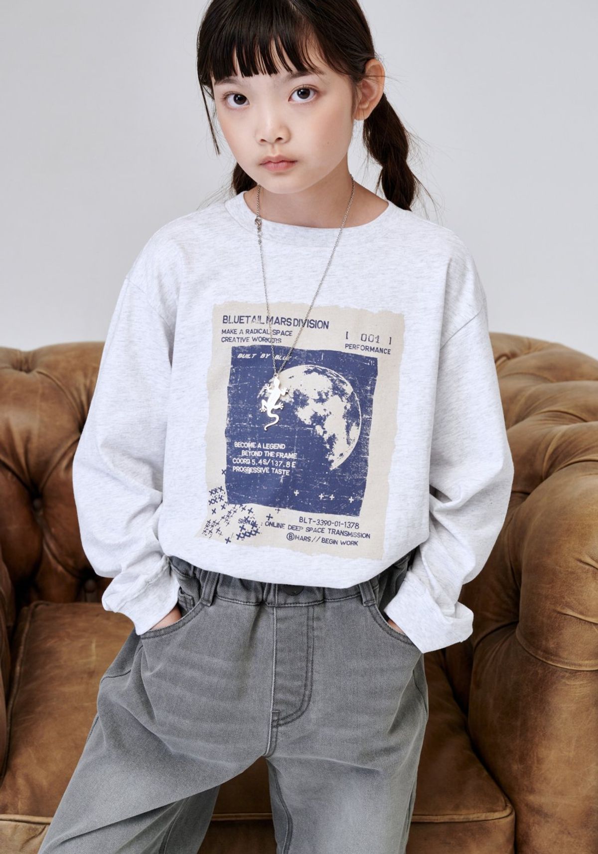 블루테일(BLUETAIL) AAG7TS05LG 라이트그레이 긴팔 티셔츠