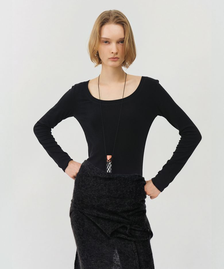 울 유넥 세컨드 스킨 썸홀 탑 / WOOL U-NECK SECOND-SKIN THUMBHOLE TOP_4colors