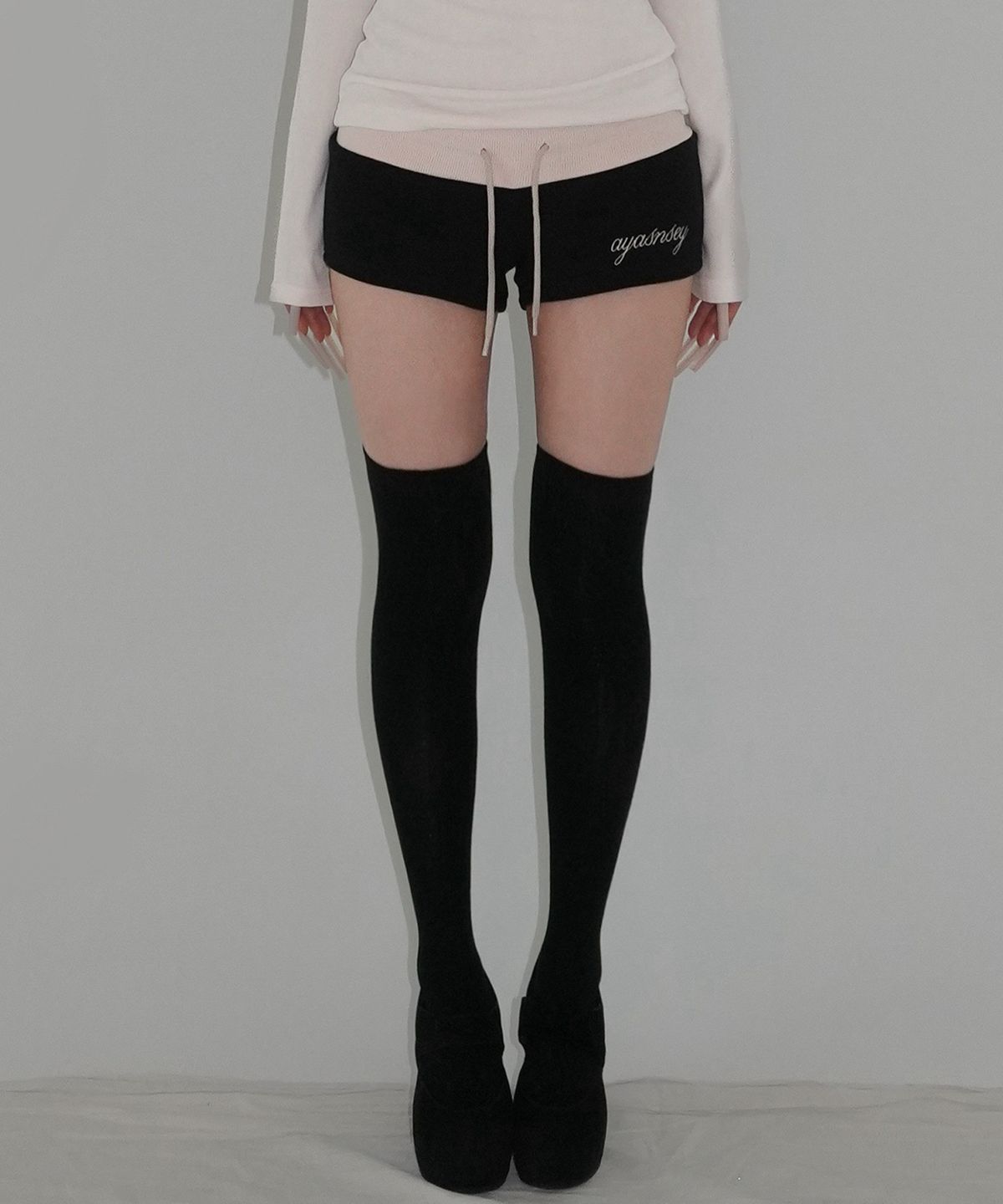 아야즈앤세이(AYASNSEY) NAZ CONTRST SHORTS (PINK)