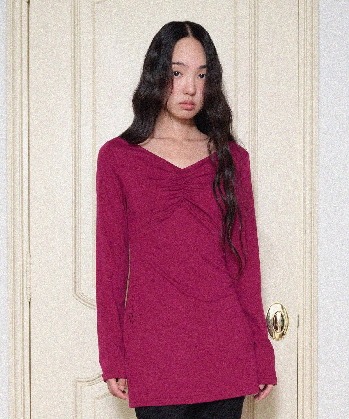 카이파이(KAIFAI) 핀치 셔링 롱슬리브 (플럼) K26ZB729