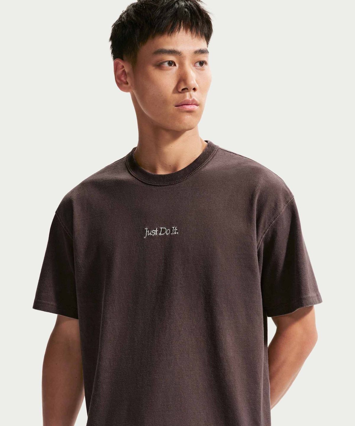 나이키(NIKE) 스포츠웨어 프리미엄 에센셜 티셔츠 M - 타투 / IM9344-502