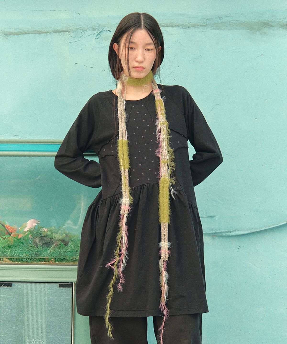 꼬모니노즈(COMONINOZ) W STAR ONE PIECE [BLACK]
