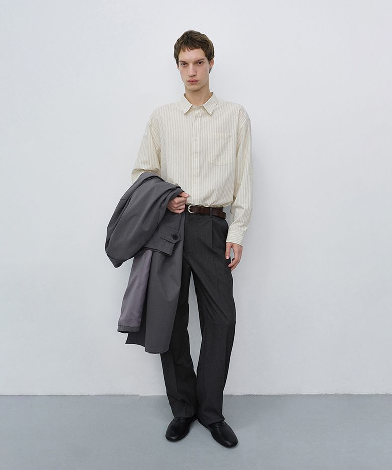 PLEATED SEMI-WIDE SLACKS_UDPA6C302_CHARCOAL GREY
